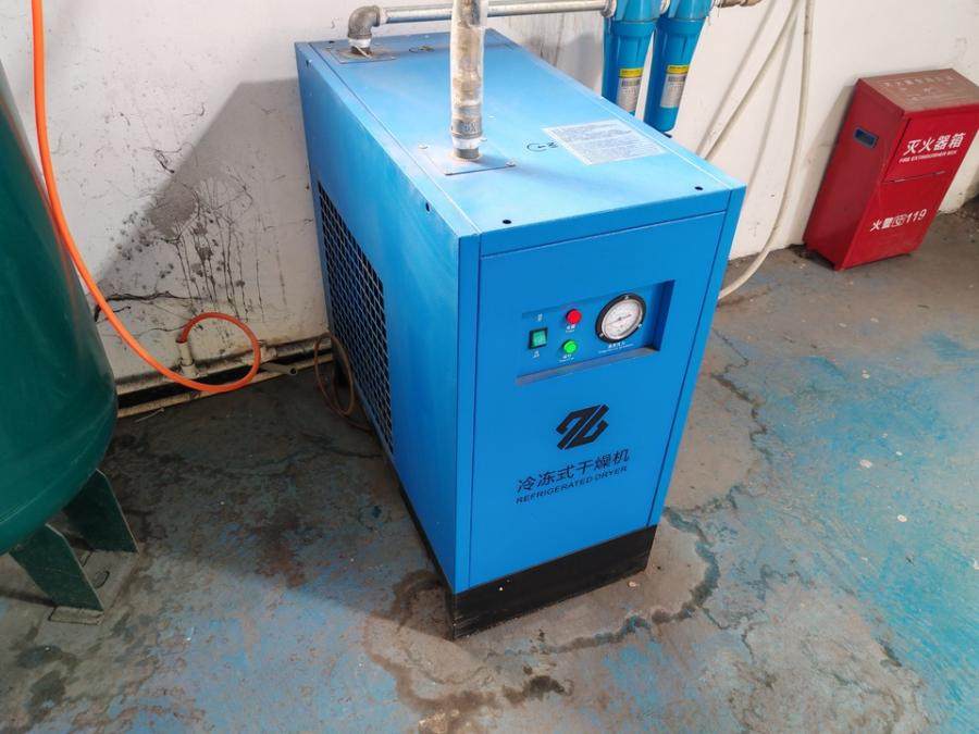 1月12日佛山某公司所有的机动车检测线一套、空调七套及办公电脑七套网络拍卖公告