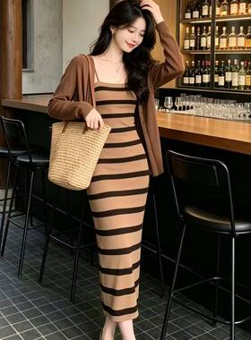 韩系温柔风套装女针织开衫+条纹吊带裙修身针织连衣裙显瘦两件套