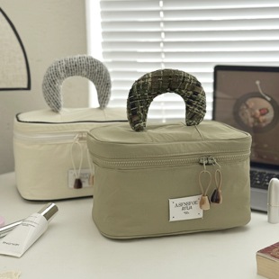 2025新款高端化妆包女洗漱收纳包大容量多功能出差旅行外出便携式