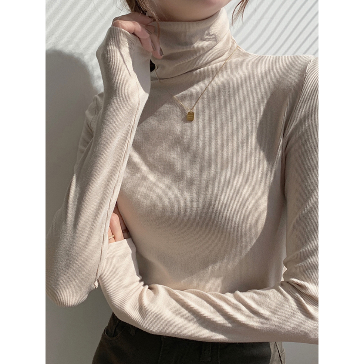 经典不过时百搭高领打底衫女长袖T恤2025秋冬新款修身内搭棉上衣