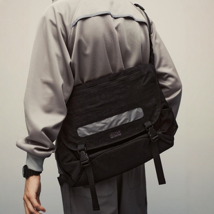 SEDAN ALL PURPOSE NYLON MESSENGER BAG 25SS斜挎手提尼龙邮差包