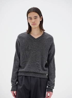 AURALEE LIGHT CASHMERE KNIT P/O 25AW 克什米尔轻量V领针织衫