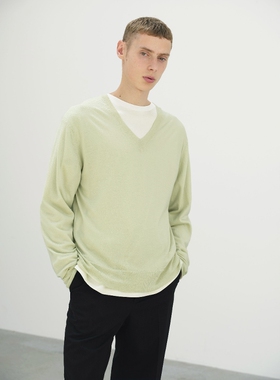 AURALEE PRODUCT DYED WOOL KNIT P/O 25SS高捻防缩羊毛V领针织衫