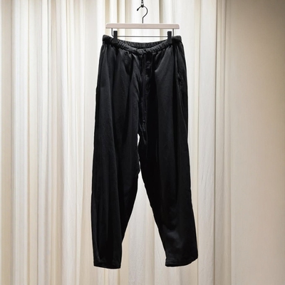 COMOLI复古褪色棉鸭绒锥形长裤