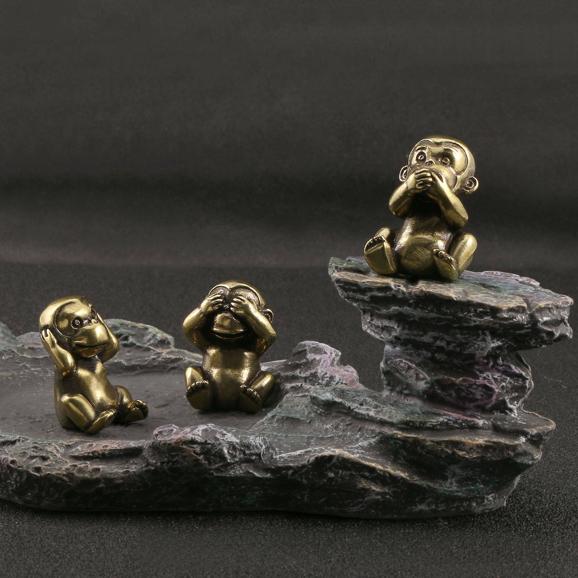 生产加工仿古玩铜器创意卡通猴子挂件古铜工艺品家居办公茶几摆件