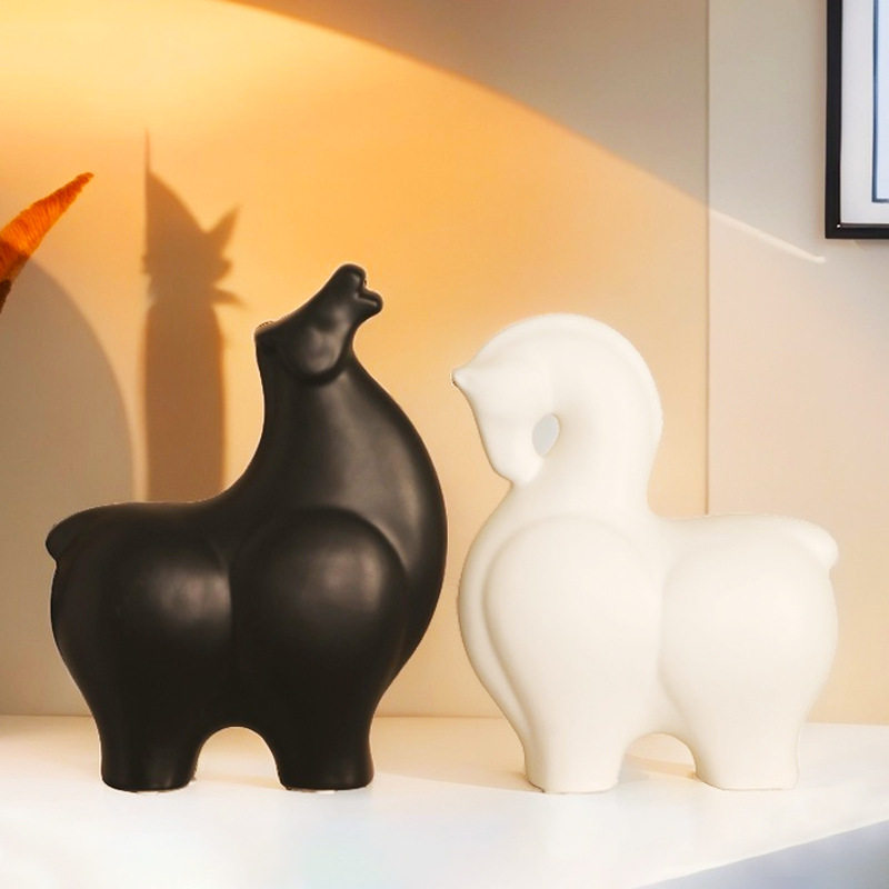 陶瓷马摆件别墅客厅酒店样板房软装饰品摆设玄关礼物白瓷工艺品,家居饰品,桌面摆件,淘宝优惠券,粉丝福利购,淘宝优惠卷