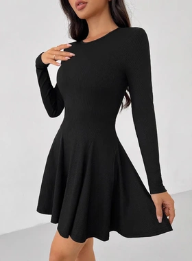 2024亚马逊跨境女装欧美简约纯欲红色连衣裙秋冬高腰修身中裙