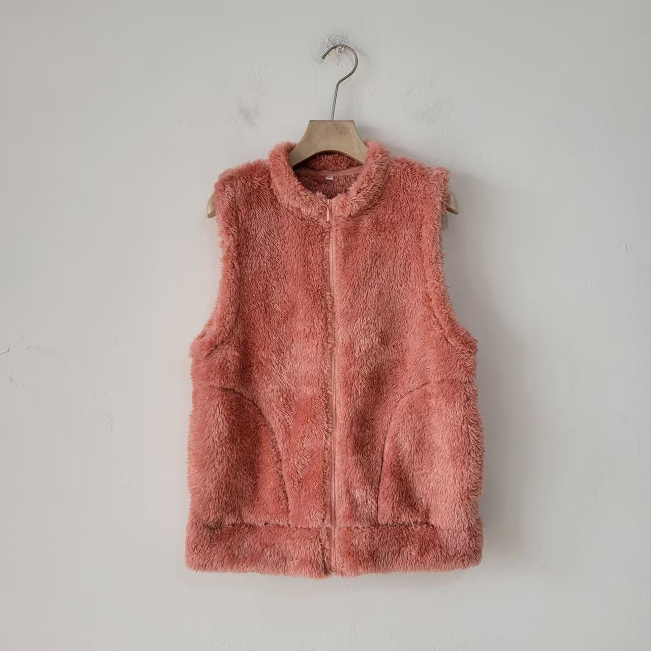 4色日系秋冬季加绒珊瑚绒马甲女立领拉链毛茸茸背心百搭保暖马夹,女装/女士精品,马夹,淘宝优惠券,粉丝福利购,淘宝优惠卷