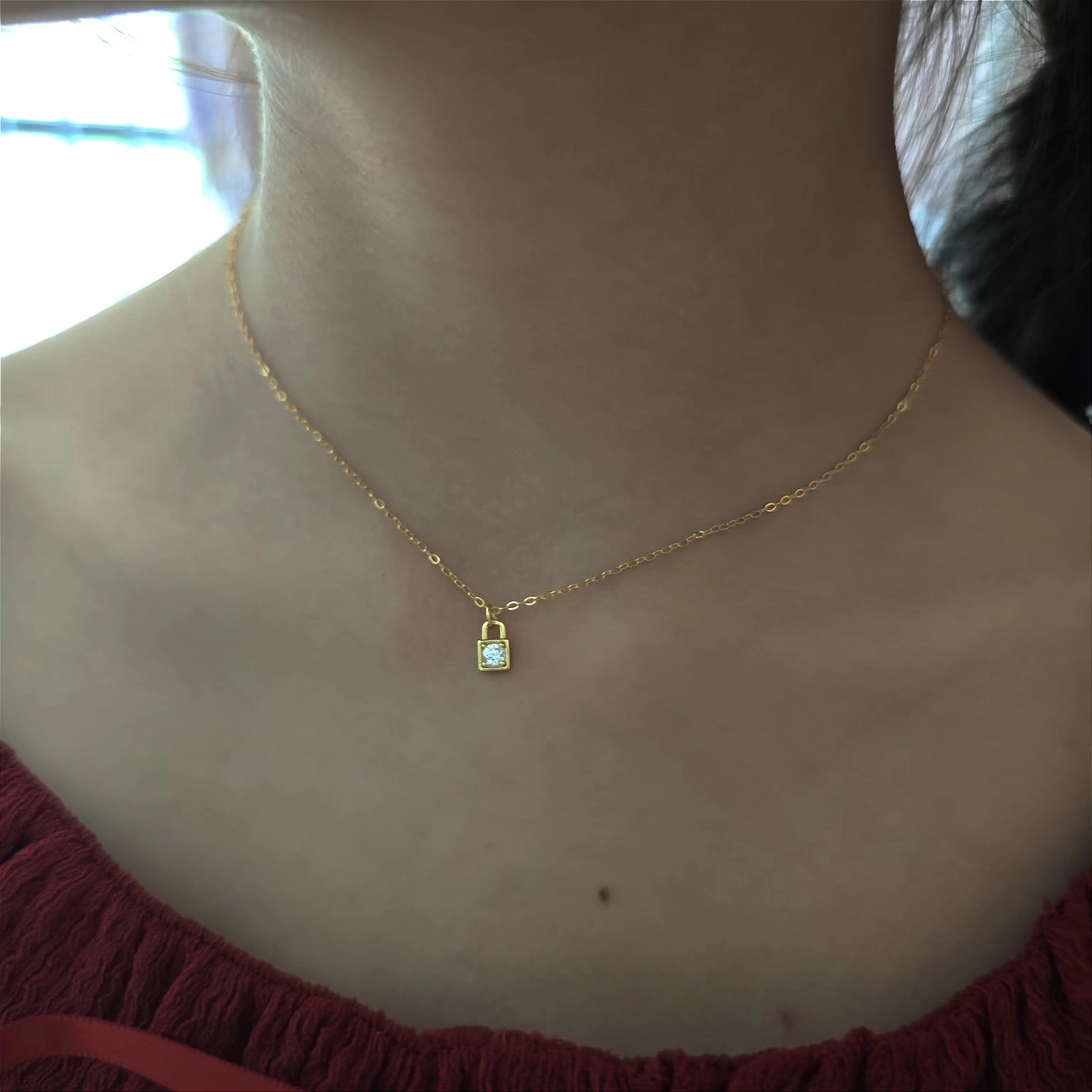 S925纯银镀k金锁头项链女小众设计感高级轻奢精致锁骨链颈链配饰