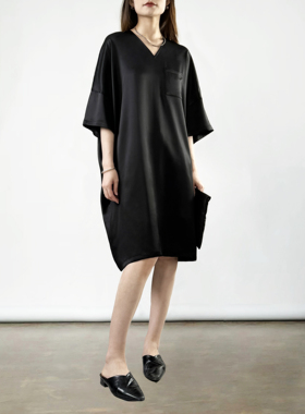 陈小满原创设计30姆米重磅真丝素绉缎T恤连衣裙春秋新款黑色裙子