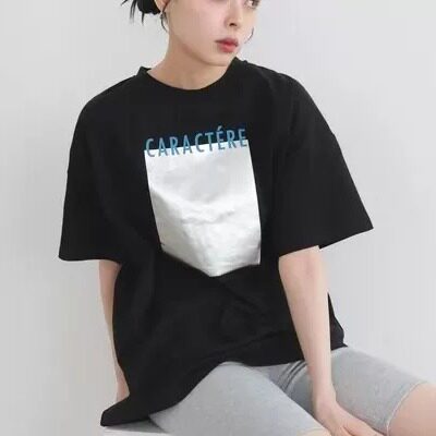 日系宽松圆领烫金纯棉2026新款短袖T恤女黑色日系宽松女休闲上衣