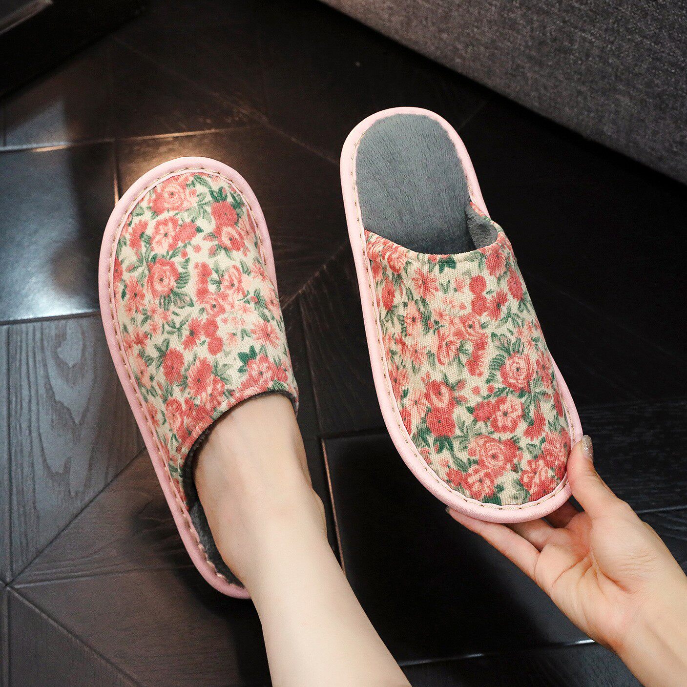 棉拖鞋女士冬季新款室内家居厚底情侣防滑加绒保暖孕妇月子棉鞋男