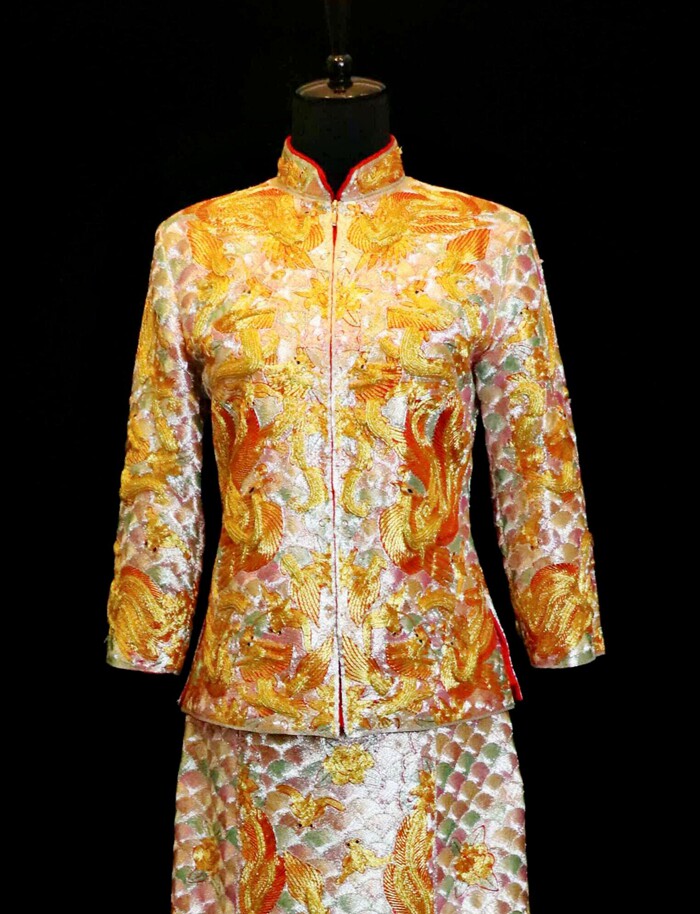 夏宝宝龙凤褂秀禾服明星同款龙凤褂褂皇收藏品租赁
