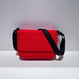 威尔逊2024新款斜挎包潮牌女包时尚百搭单肩包小马鞍包