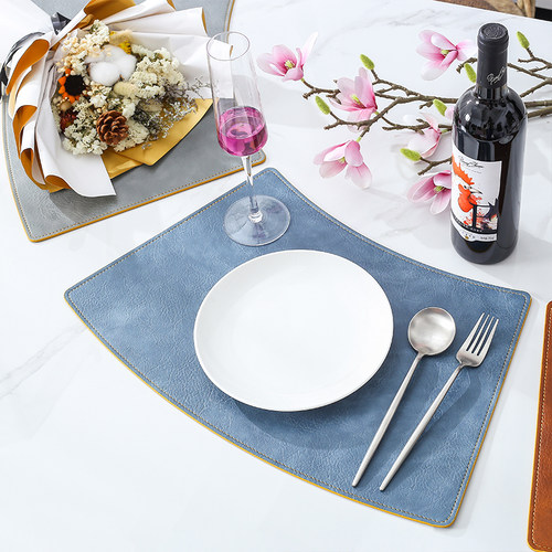 轻奢仿皮耐高温餐桌垫高级感扇形