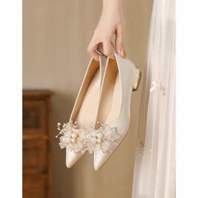 绸缎法式高跟鞋女秀禾婚纱两穿