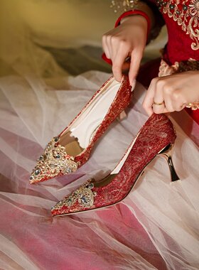 红色高跟鞋女敬酒秀禾服新娘婚鞋