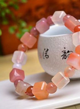 天然盐源玛瑙手链方糖单圈女款时尚水晶雕刻手串饰品串珠简约礼物