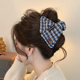 韩系格纹三角抓夹女2025新款秋冬高级感发夹鲨鱼夹大号后脑勺头饰