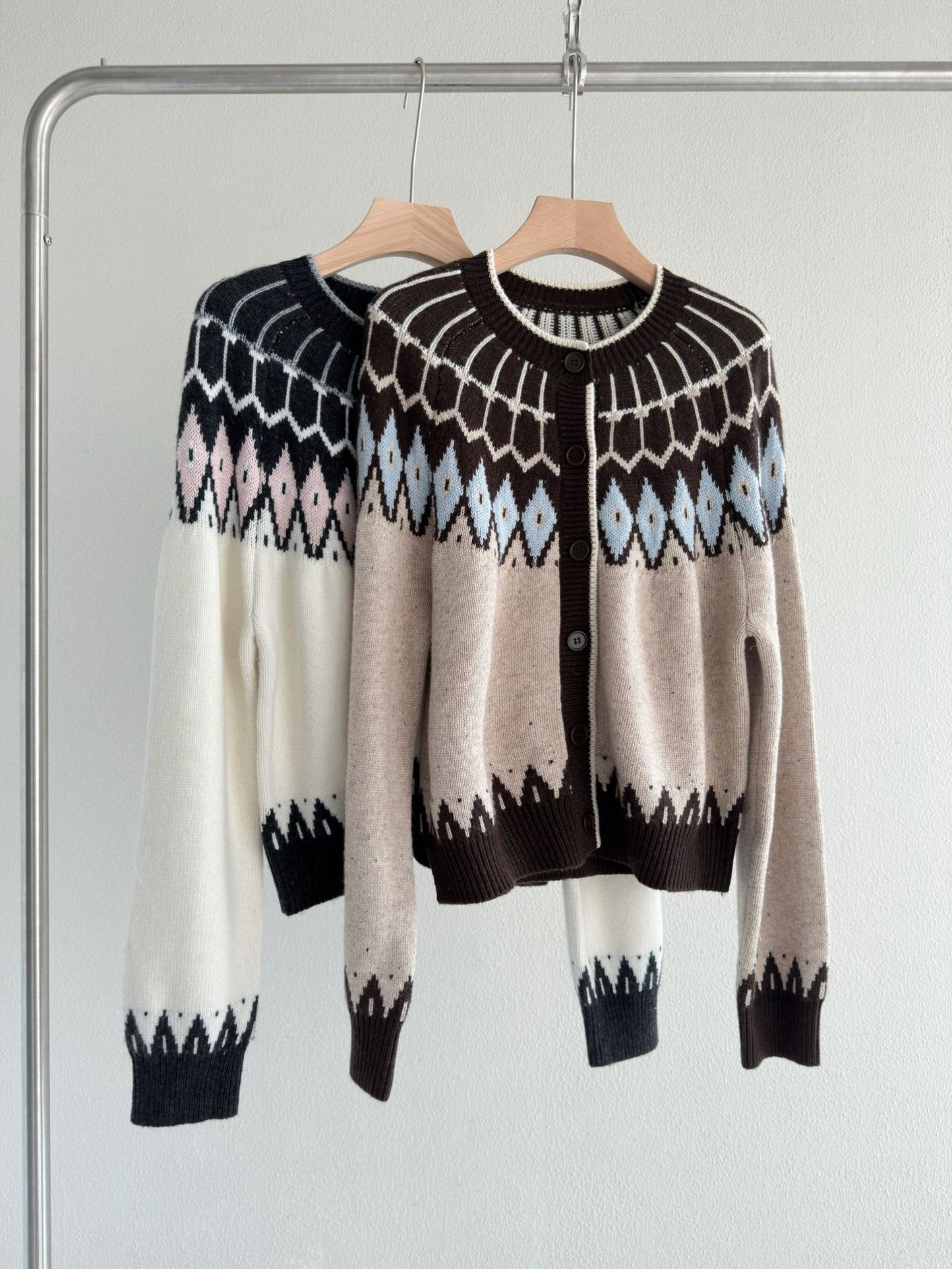 TT冬季新款费尔岛花纹70羊毛针织衫宽松毛衣女圆领开衫