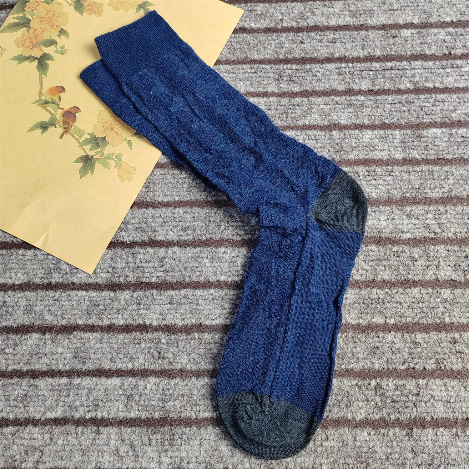 日单 羊绒男袜蓝色菱形纹理长筒袜男冬季保暖高筒袜无骨大码袜子,女士内衣/男士内衣/家居服,长筒袜,淘宝优惠券,粉丝福利购,淘宝优惠卷