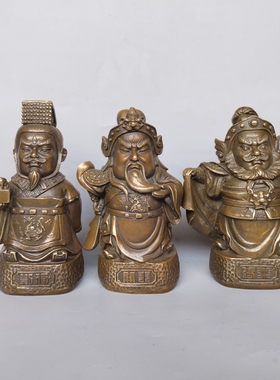 桃园三结义刘备关羽张飞铜像招财