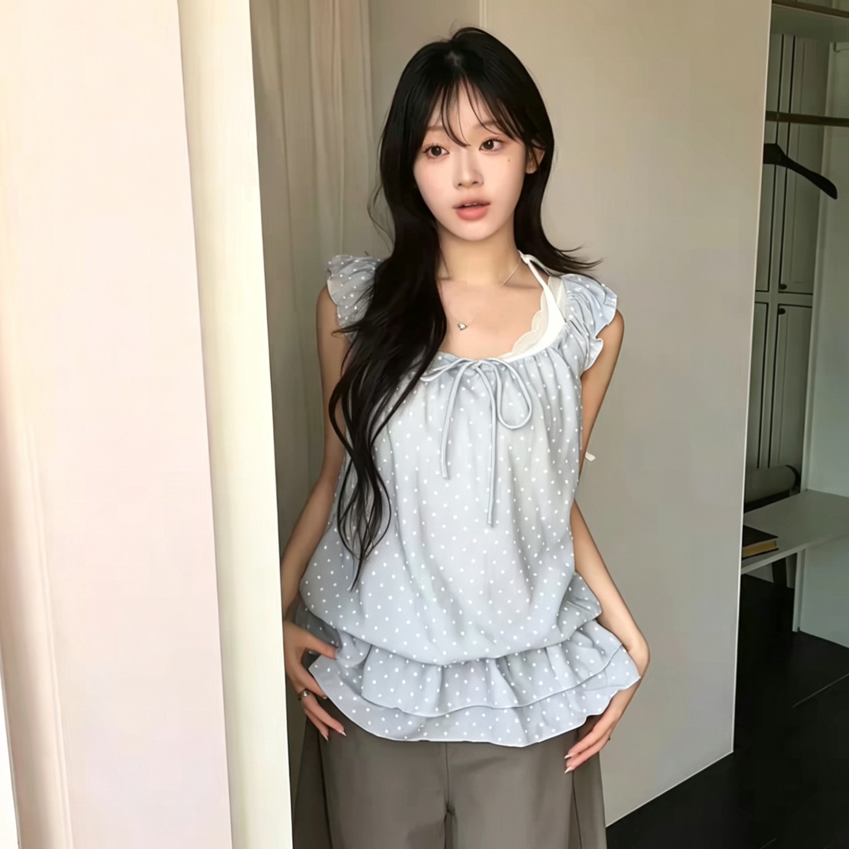 韩系温柔波点系带小飞袖背心女夏背心吊带