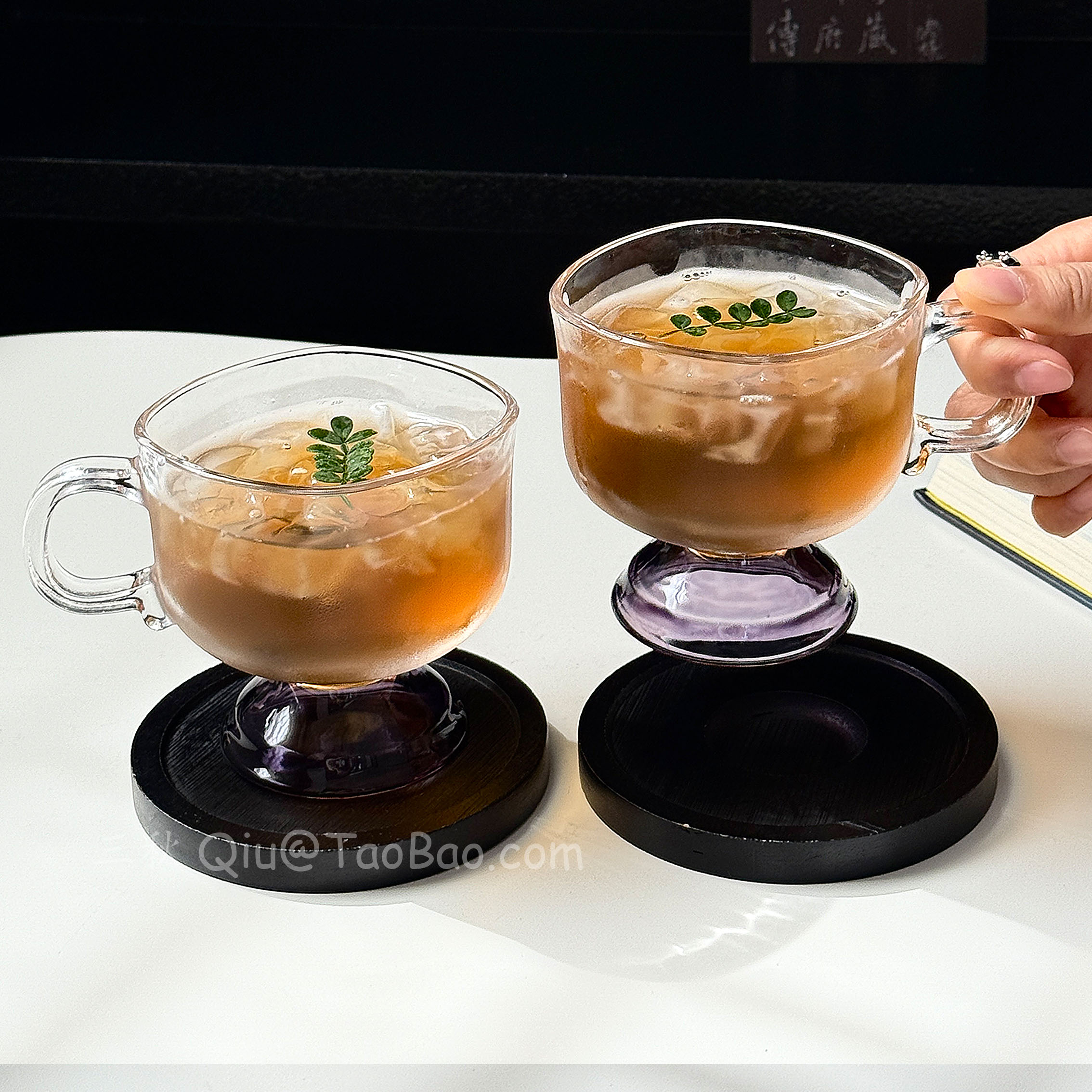 高级感紫色带把玻璃杯咖啡杯水杯