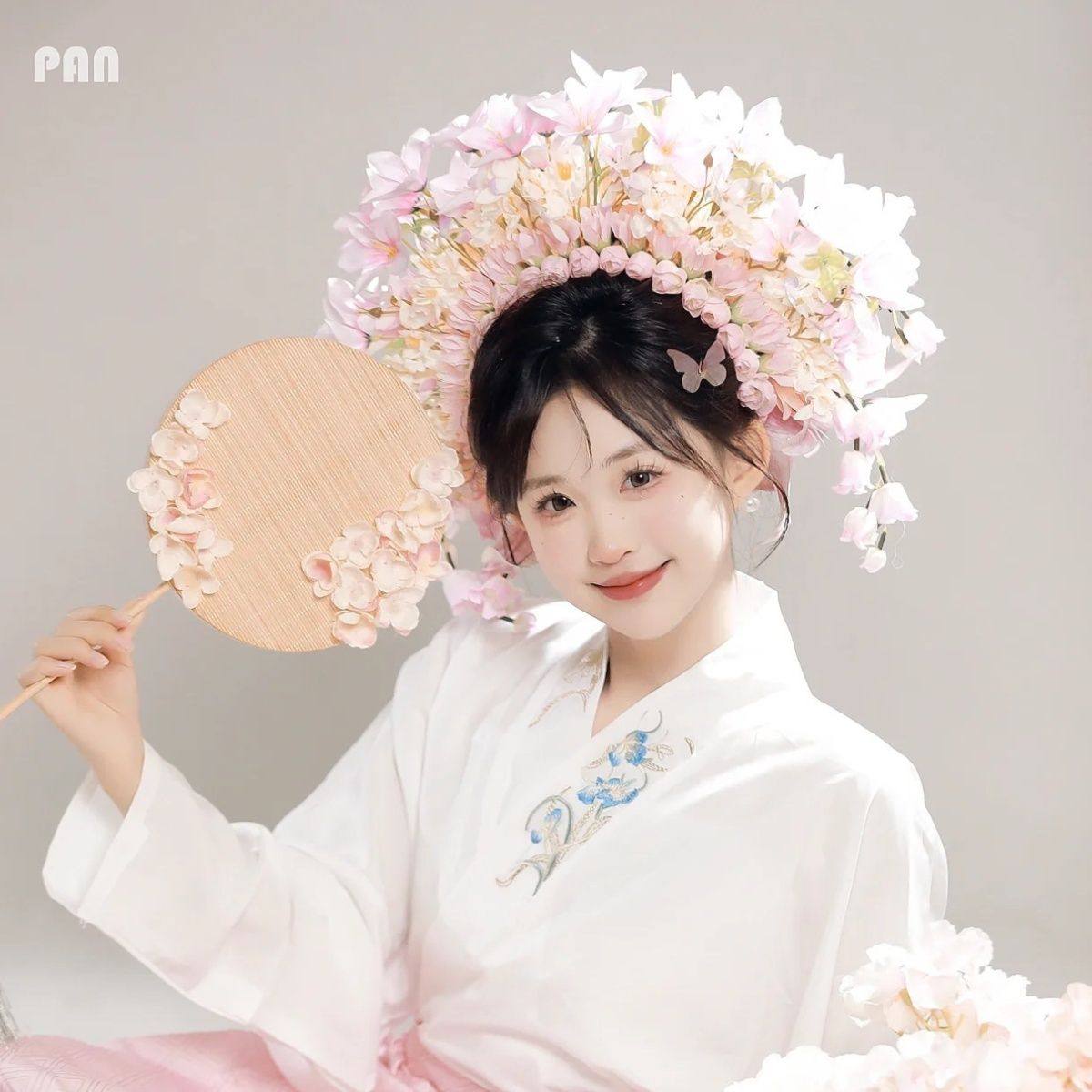 出租簪花汉服头花头饰女生发饰民族风可爱仙气仿真花发箍花环租赁