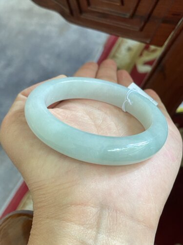 缅甸A货糯冰晴水翡翠手镯甜绿