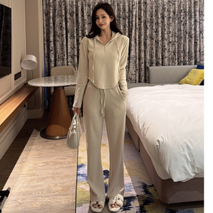 两件套显瘦减龄套装 2025休闲风连帽卫衣阔腿裤 代购 CLOTH韩国正品