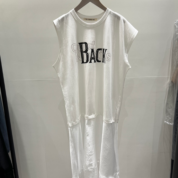 韩国正品代购 MAC春季新款无袖宽松字母印花蕾丝下摆拼接连衣裙