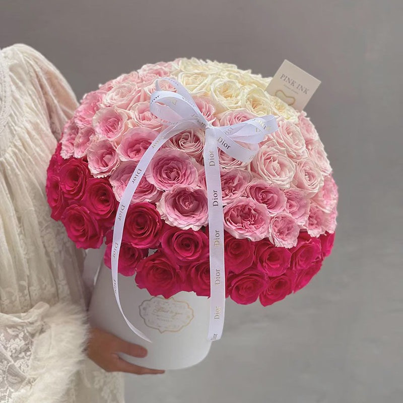 【小时达】99朵彩虹粉玫瑰抱抱桶生日花束鲜花速递同城送老婆礼物