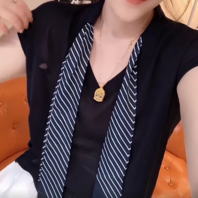 2025夏季新款韩版时尚百搭显瘦V领无袖针织衫女宽松显瘦洋气上衣