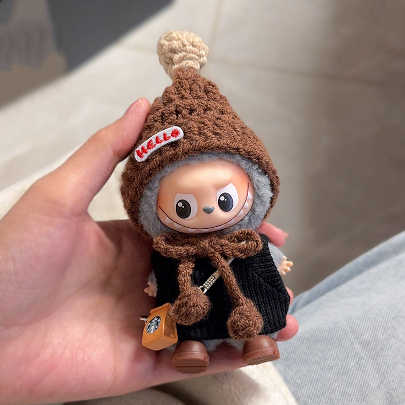 abubu娃衣可爱4代小鼻嘎字母系列布布针织帽黑短袖玩偶冬季4.0,模玩/动漫/周边/娃圈三坑/桌游,棉花娃娃/毛绒玩具娃衣,淘宝优惠券,粉丝福利购,淘宝优惠卷