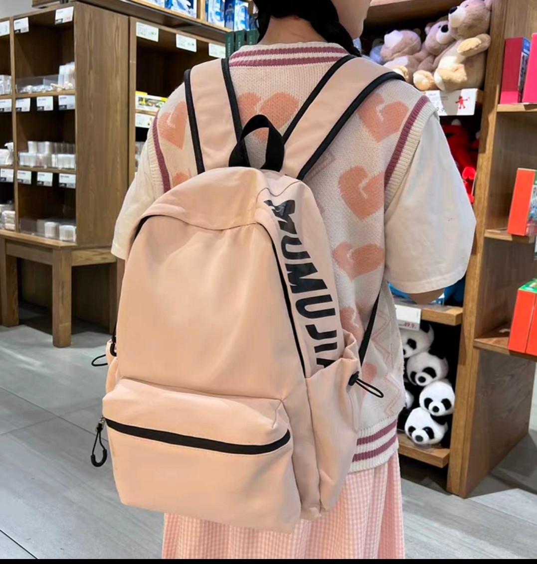 小背包女轻便出游双肩包旅行2025新款时尚通勤中大学生上课包书包