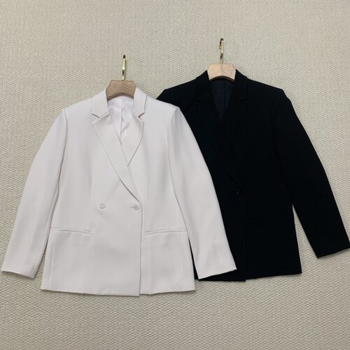 气质通勤新品女装 经典醋酯混纺双排扣廓形直筒西装外套P0109115