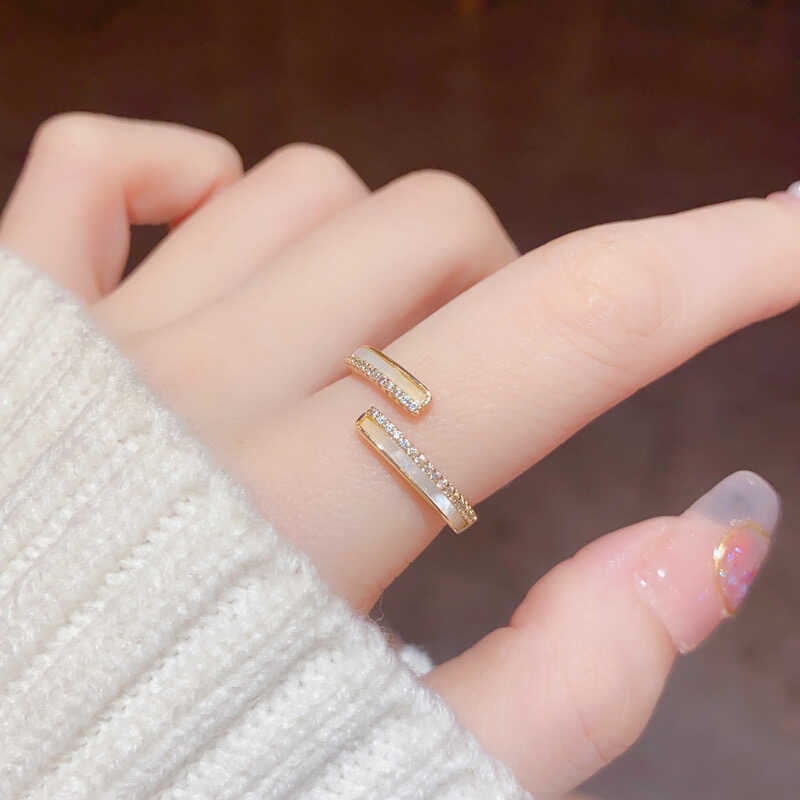 微镶精致配饰几何贝壳网红