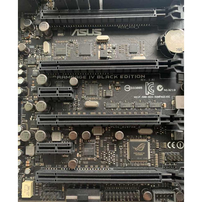 9成新华硕r4be rampage iv black edition.黑板玩家国度。x79至尊