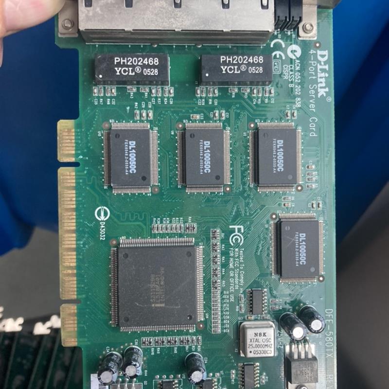 D-Link DFE-580TX ,pci,4口网卡,成色新,正常使用,,