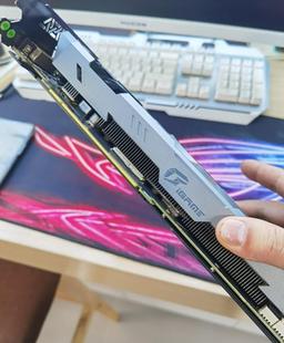 七彩虹gtx1660ti 9.5新保修一年非矿吃鸡显卡游戏显卡议价