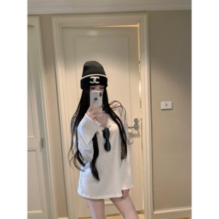 mv私服纸片人V领卷边松弛长袖 POET 天选松弛 宽松T恤 WONG