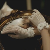 新娘结婚手套婚纱摄影珍珠白色礼仪写真森系旅拍蕾丝分指弹力渔网