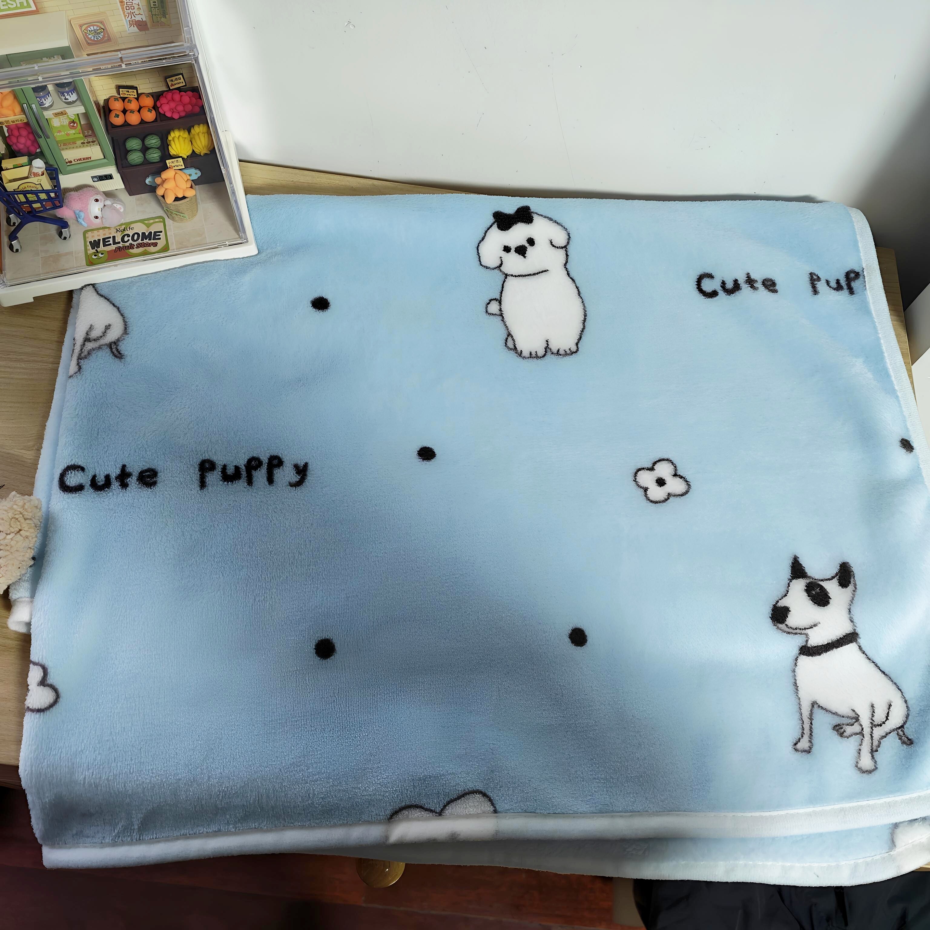 卡通天蓝色小狗法兰绒加厚毛毯学生宿舍床单办公室盖腿毯披肩毯子