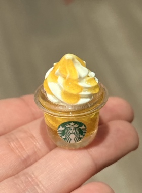 【仿真冰淇淋系列】迷你可爱星爸圣代杯造型树脂摆件创意桌面装饰
