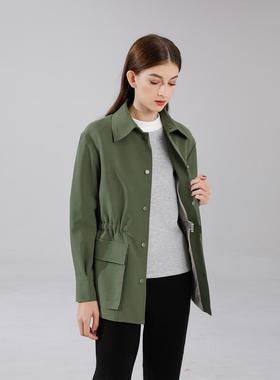 橄榄绿色后片钢琴褶设计短款风衣外套 风衣小个子宽松