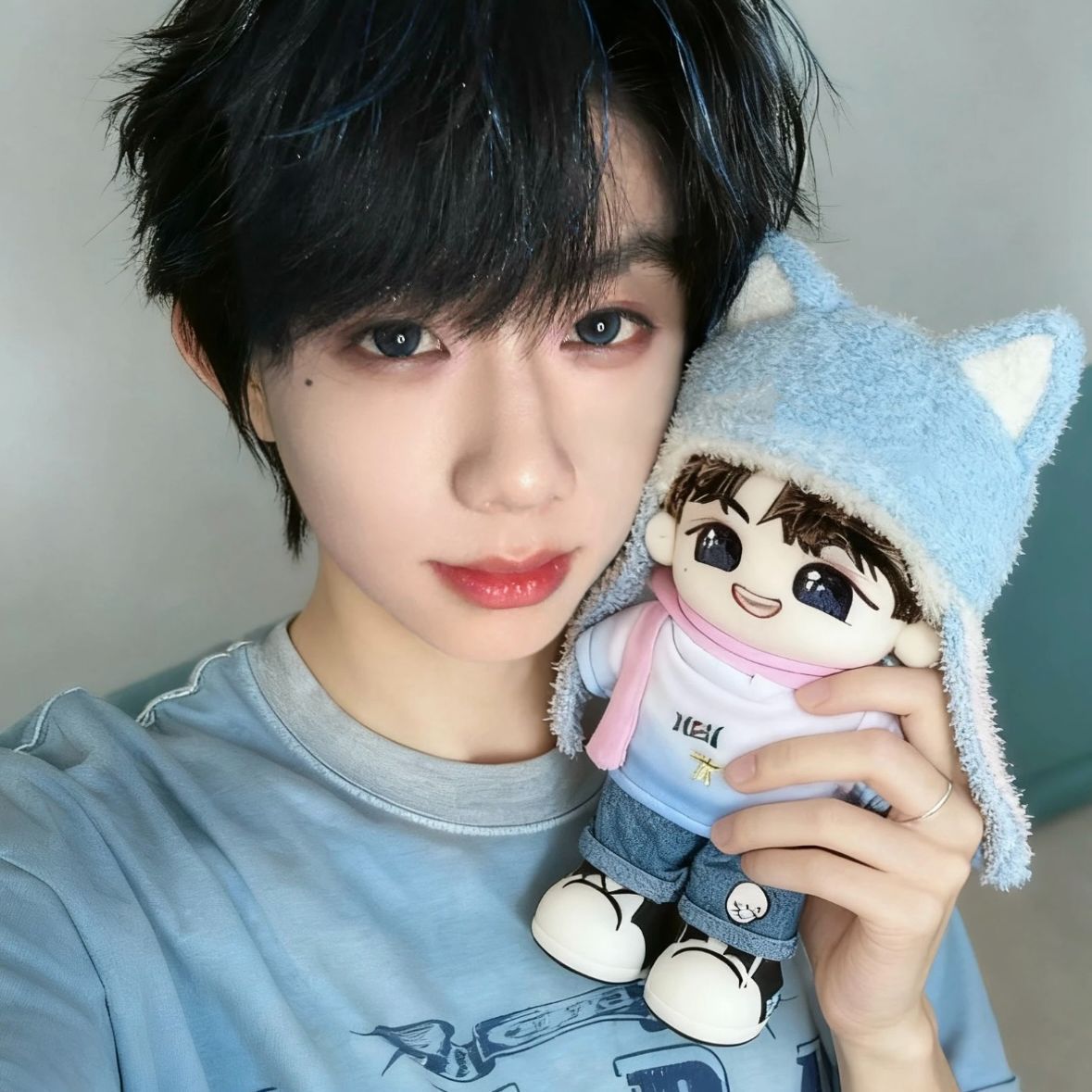 正版TF家族四代时代俊峰陈奕恒20cm棉花娃娃棉花娃娃明星同人周边图片