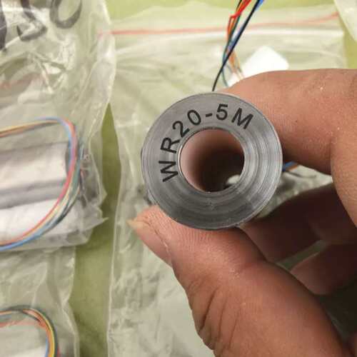 议价全新移位传感器，型号WR20-5M，适合多种应用场合。每个传