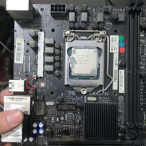 {议价}映泰TBS250 ITX主板，支持6/7/8/9代CPU，带
