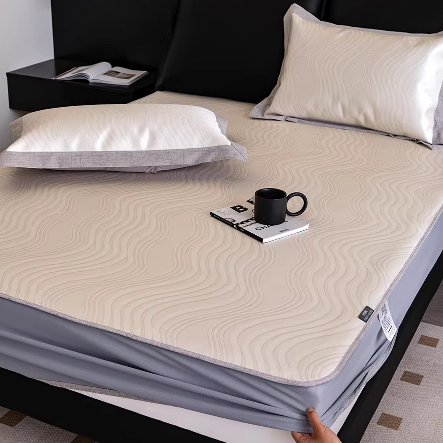 轻奢高端款夏季冰丝凉席三件套